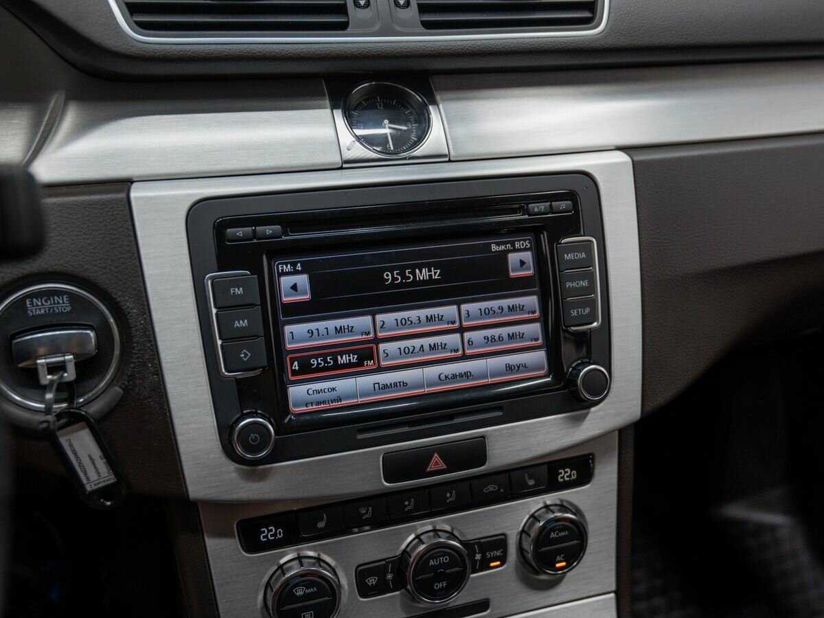 Volkswagen Passat с пробегом — 2012 год. Фото: #19