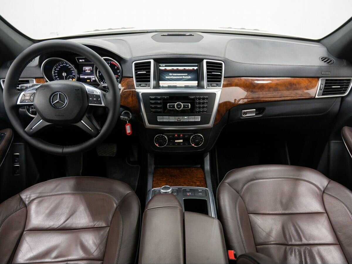 Mercedes-Benz GL-Класс с пробегом — 2013 год. Фото: #9