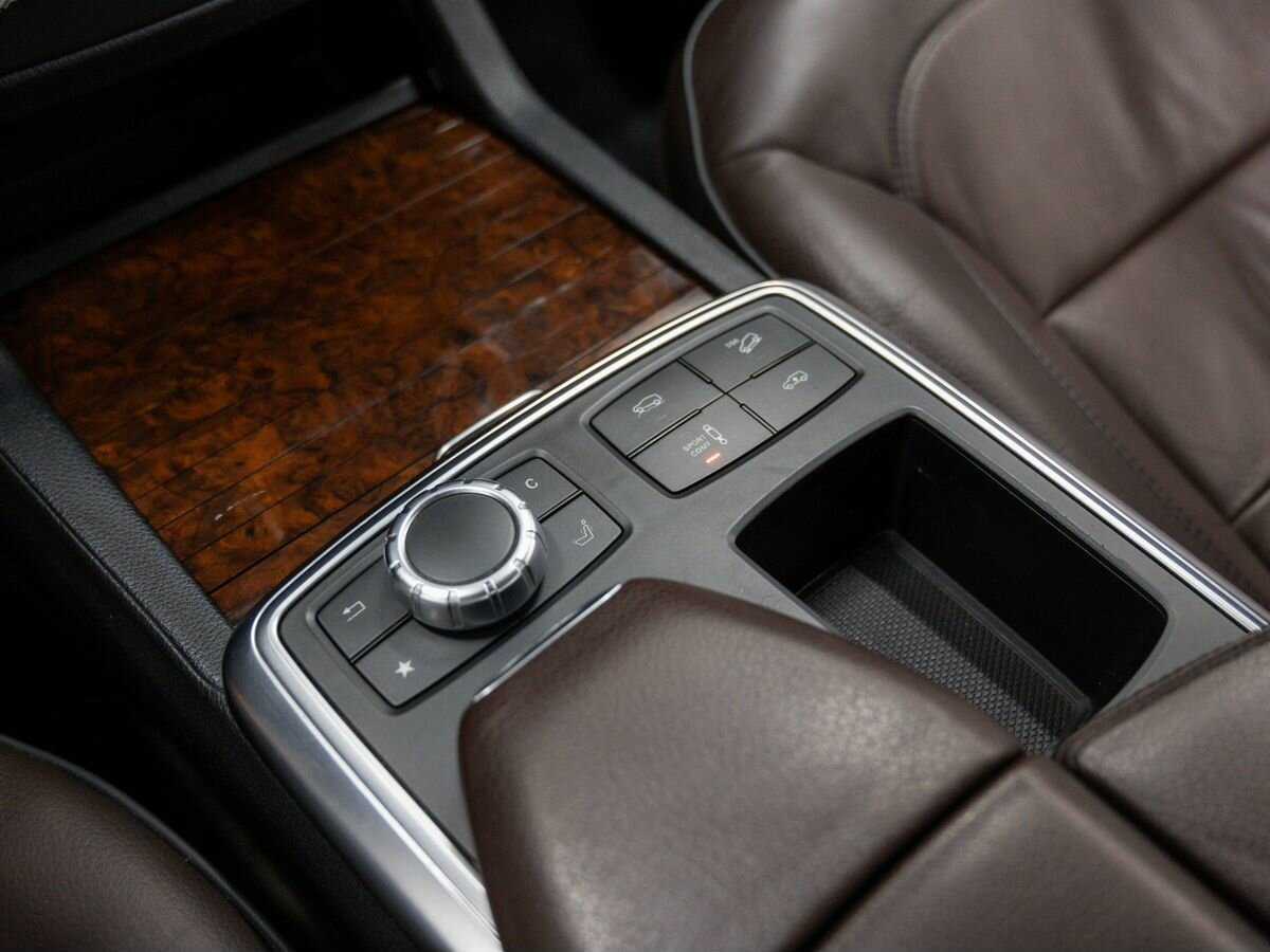 Mercedes-Benz GL-Класс с пробегом — 2013 год. Фото: #17