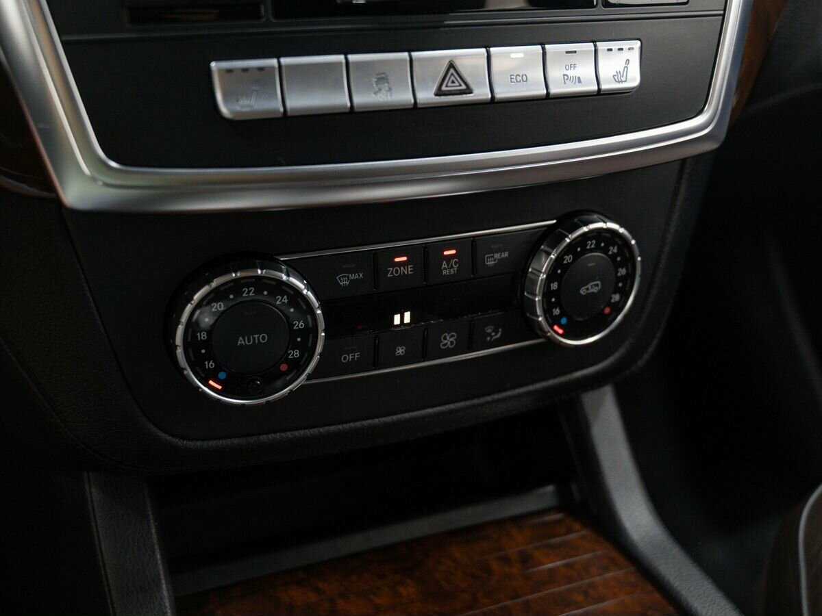 Mercedes-Benz GL-Класс с пробегом — 2013 год. Фото: #18