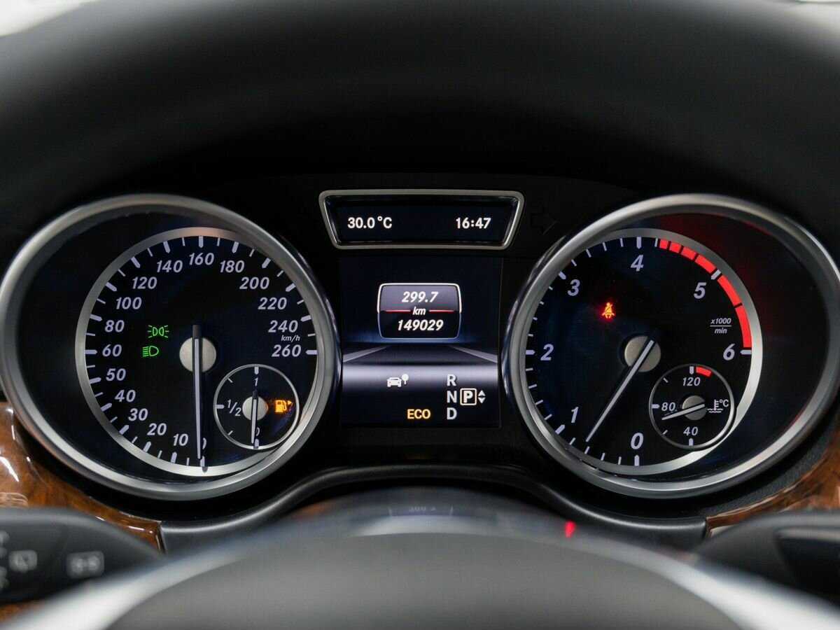 Mercedes-Benz GL-Класс с пробегом — 2013 год. Фото: #21