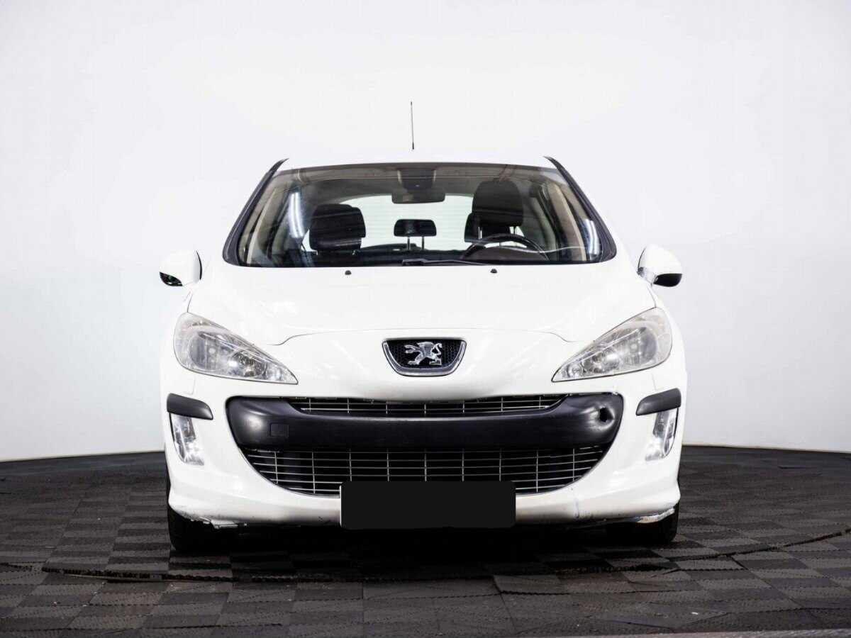 Peugeot 308 с пробегом — 2008 год. Фото: #1