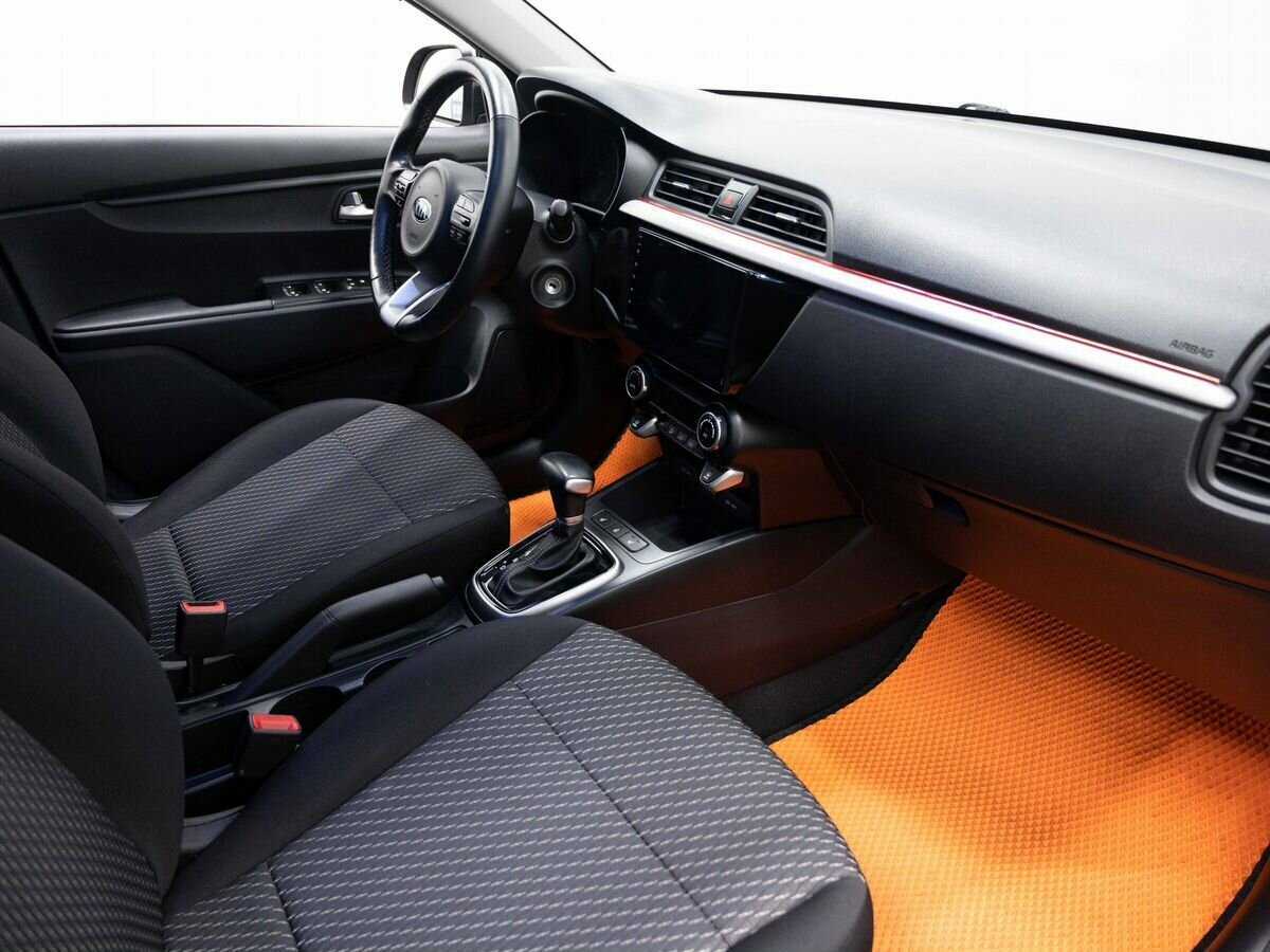 Kia Rio с пробегом — 2019 год. Фото: #10