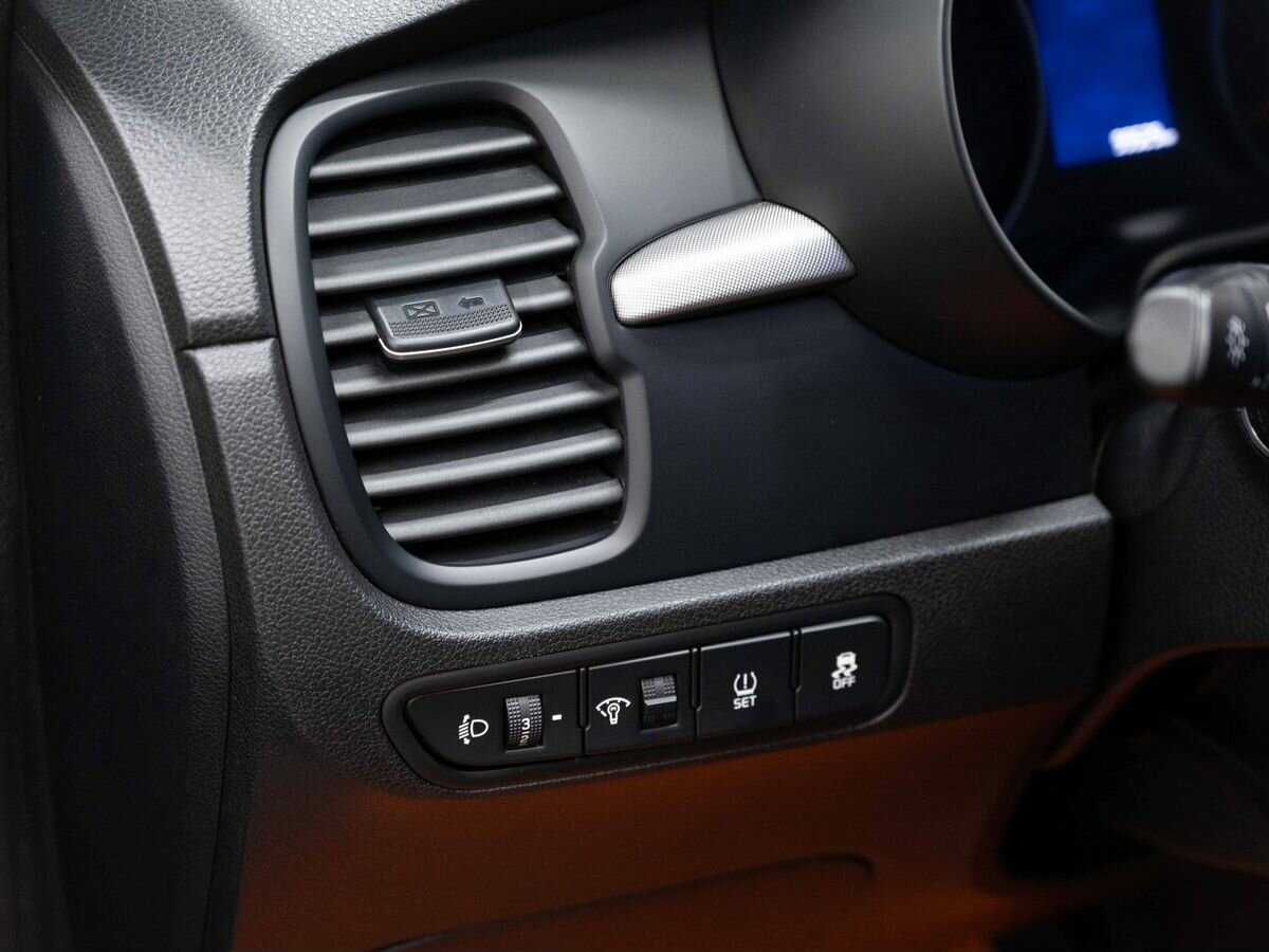 Kia Rio с пробегом — 2019 год. Фото: #17