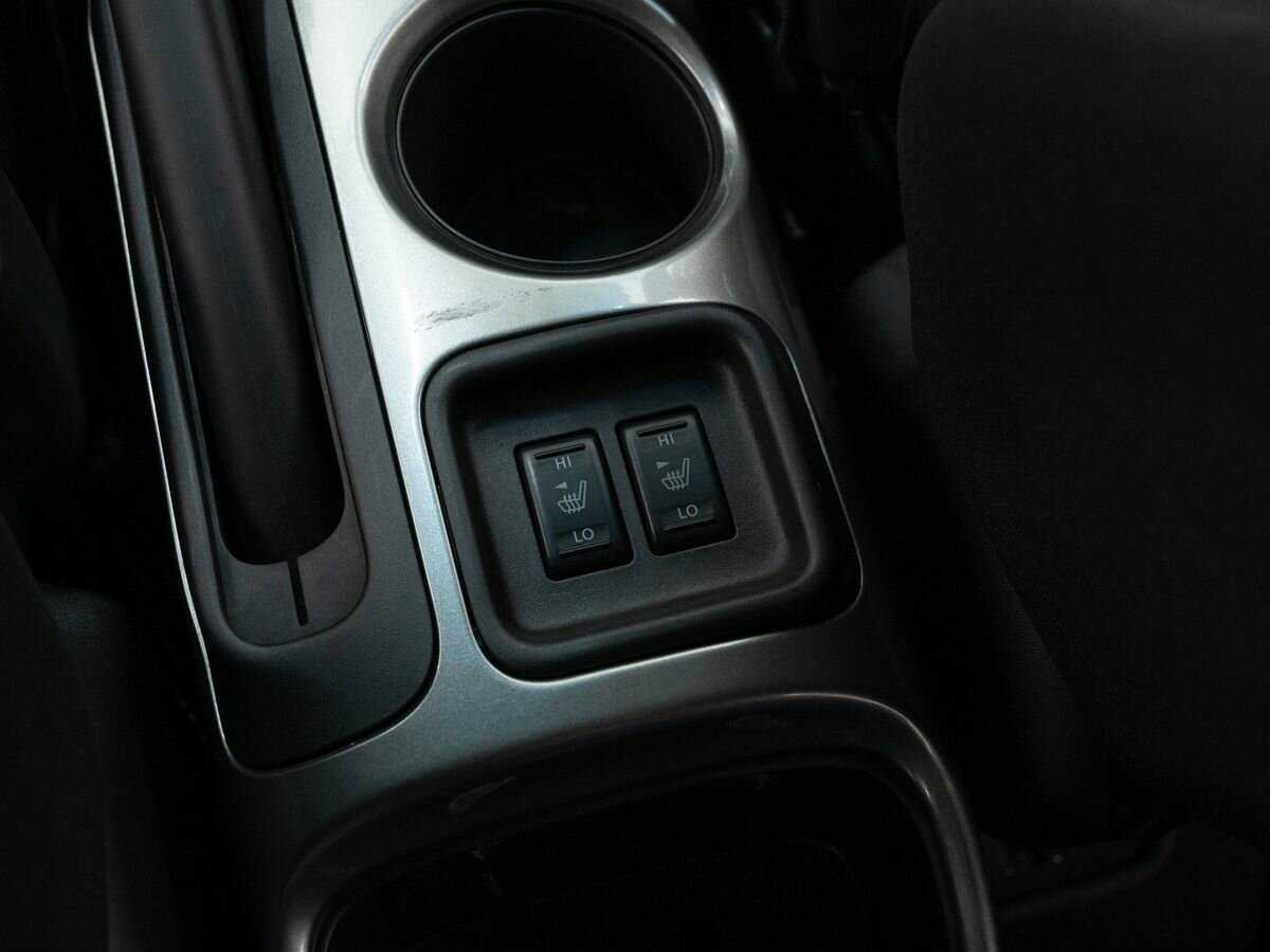 Nissan Juke с пробегом — 2011 год. Фото: #11