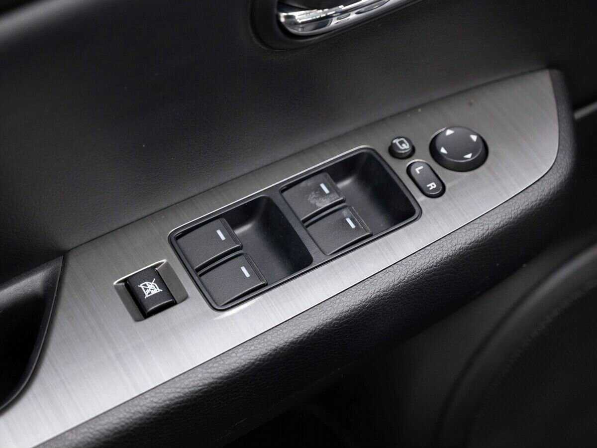 Mazda 6 с пробегом — 2010 год. Фото: #16