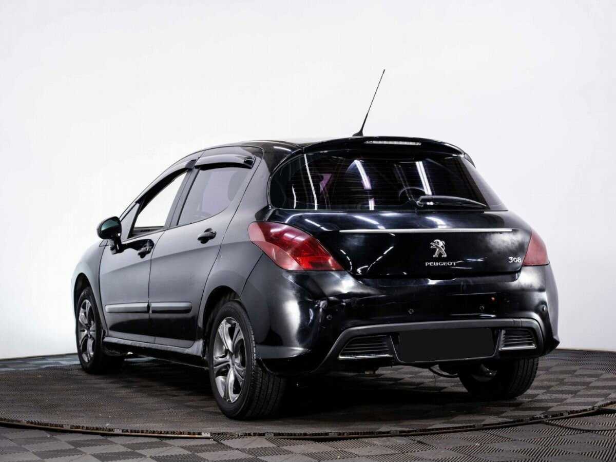 Peugeot 308 с пробегом — 2010 год. Фото: #3