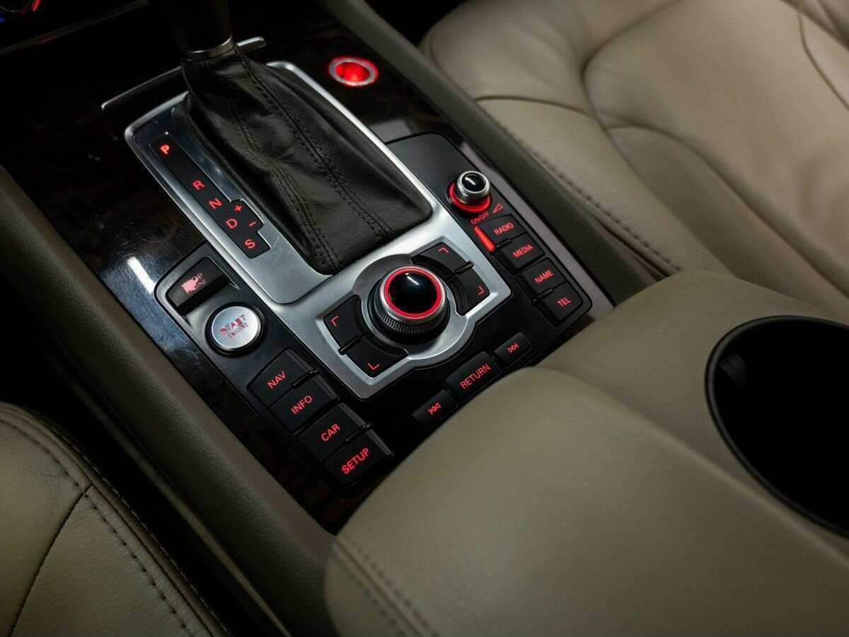 Audi Q7 с пробегом — 2010 год. Фото: #18