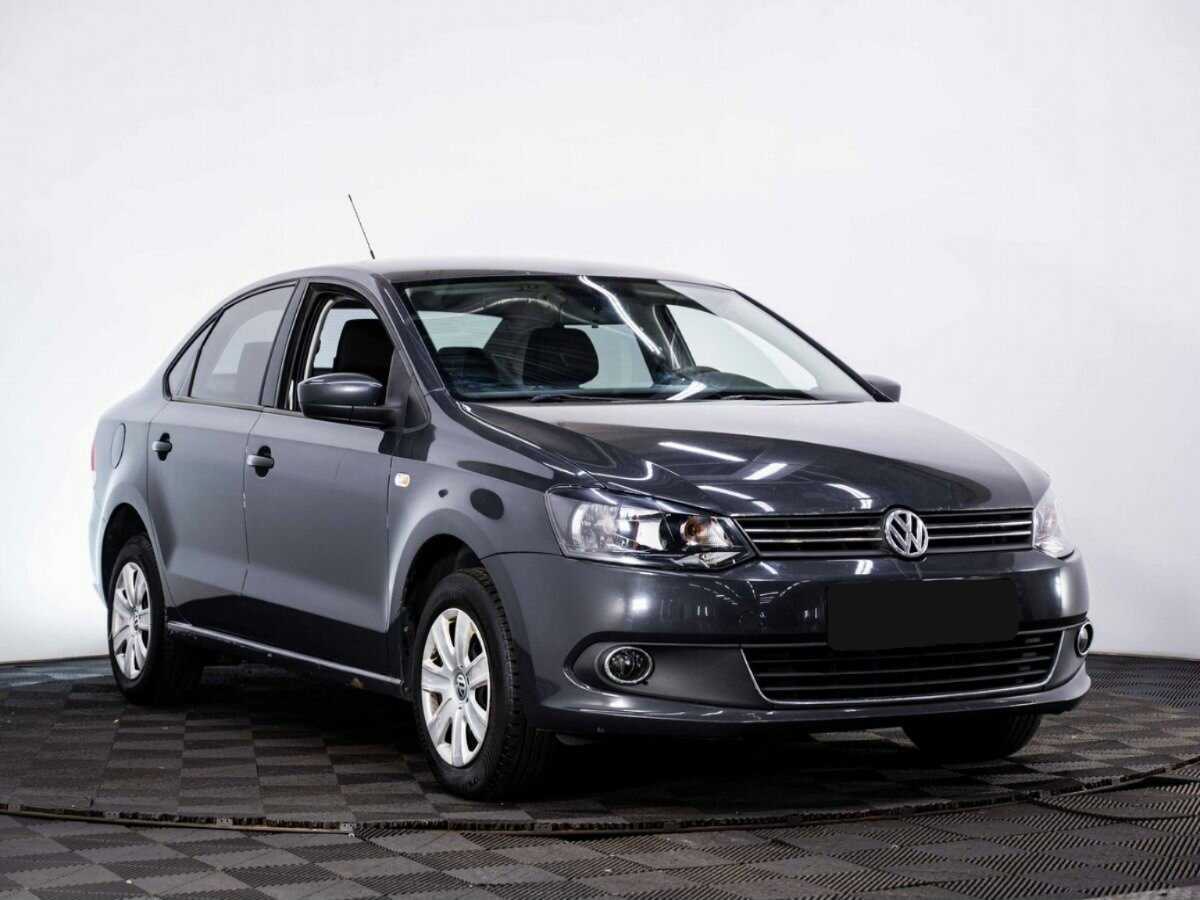 Volkswagen Polo с пробегом — 2011 год. Фото: #2