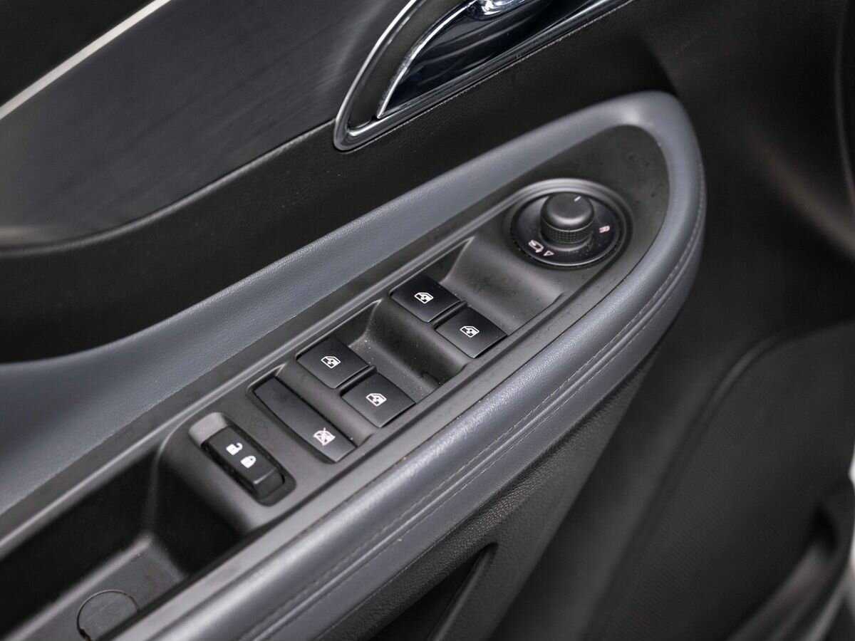 Opel Mokka с пробегом — 2014 год. Фото: #16