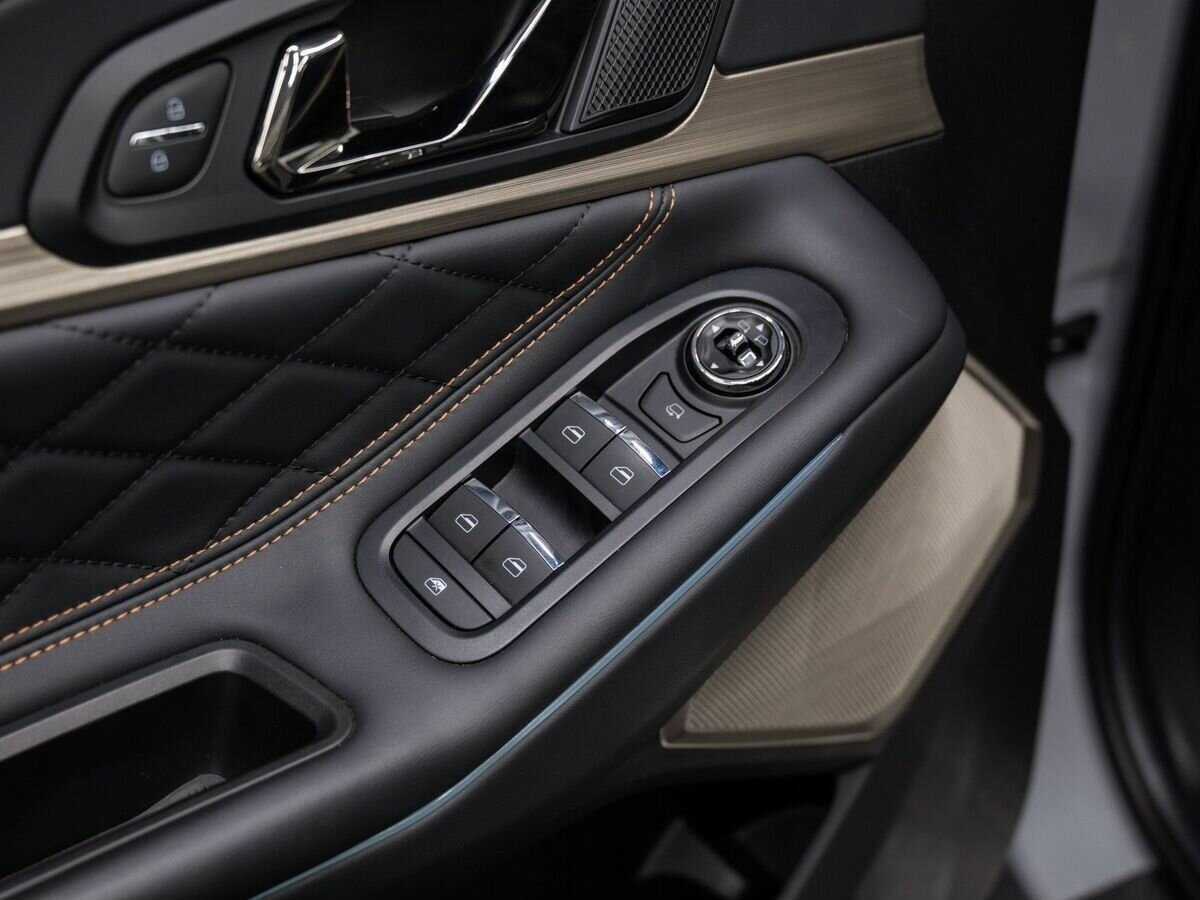 EXEED TXL с пробегом — 2023 год. Фото: #15