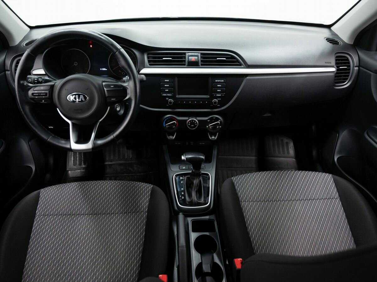 Kia Rio с пробегом — 2018 год. Фото: #12