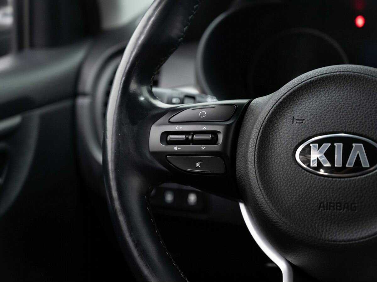 Kia Rio с пробегом — 2018 год. Фото: #13