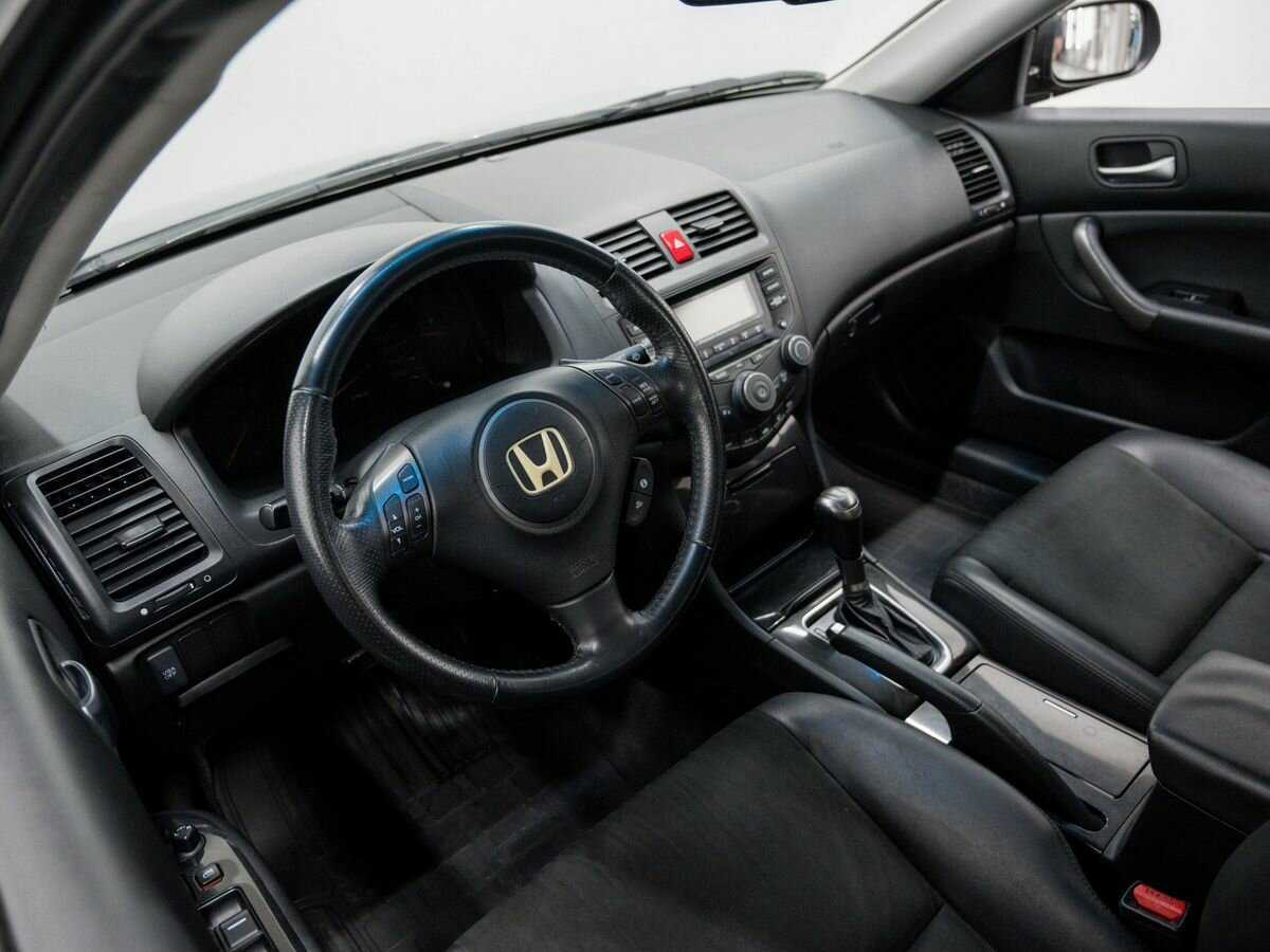 Honda Accord с пробегом — 2007 год. Фото: #12
