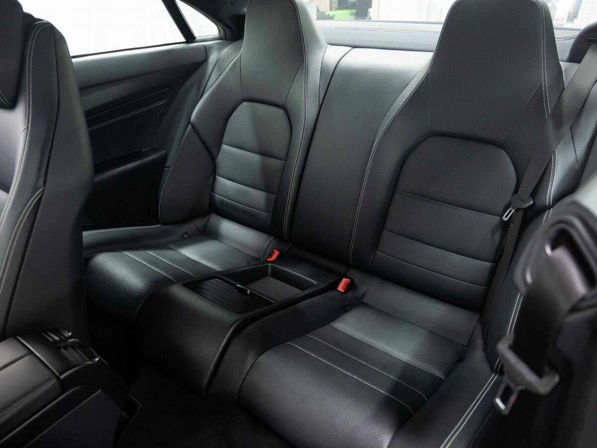 Mercedes-Benz E-Класс с пробегом — 2013 год. Фото: #8