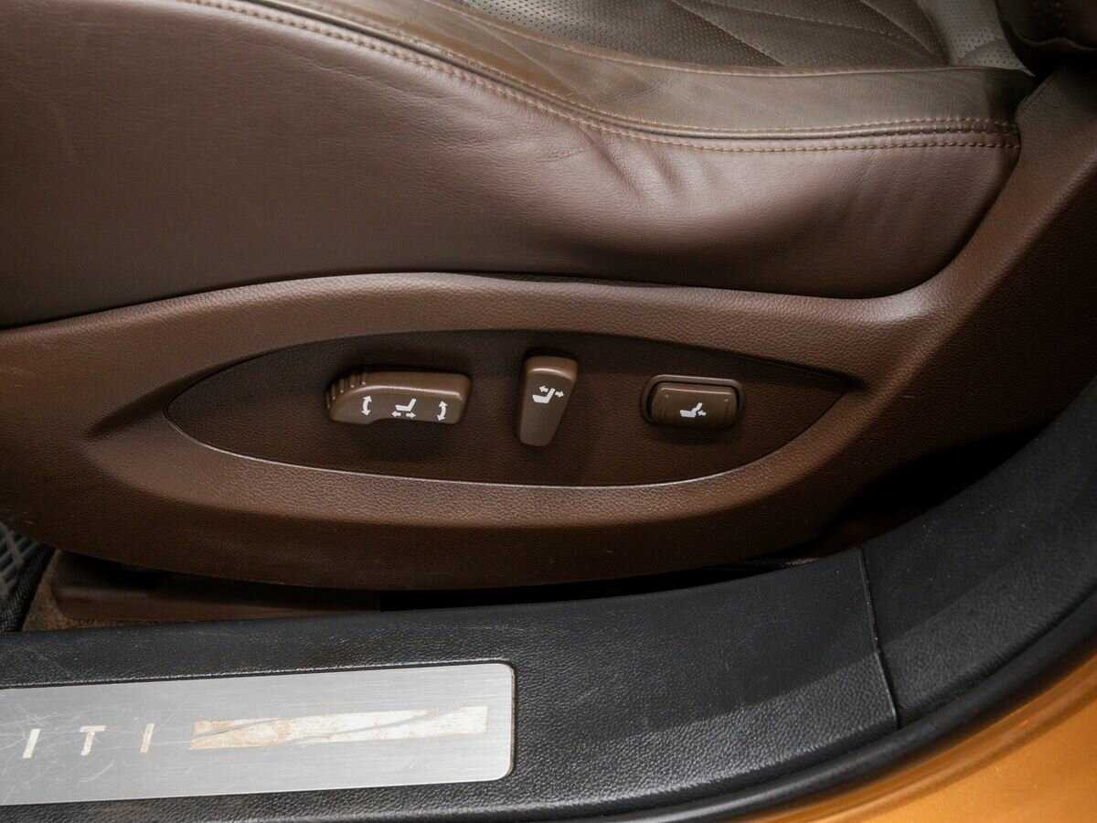 Infiniti FX с пробегом — 2009 год. Фото: #15