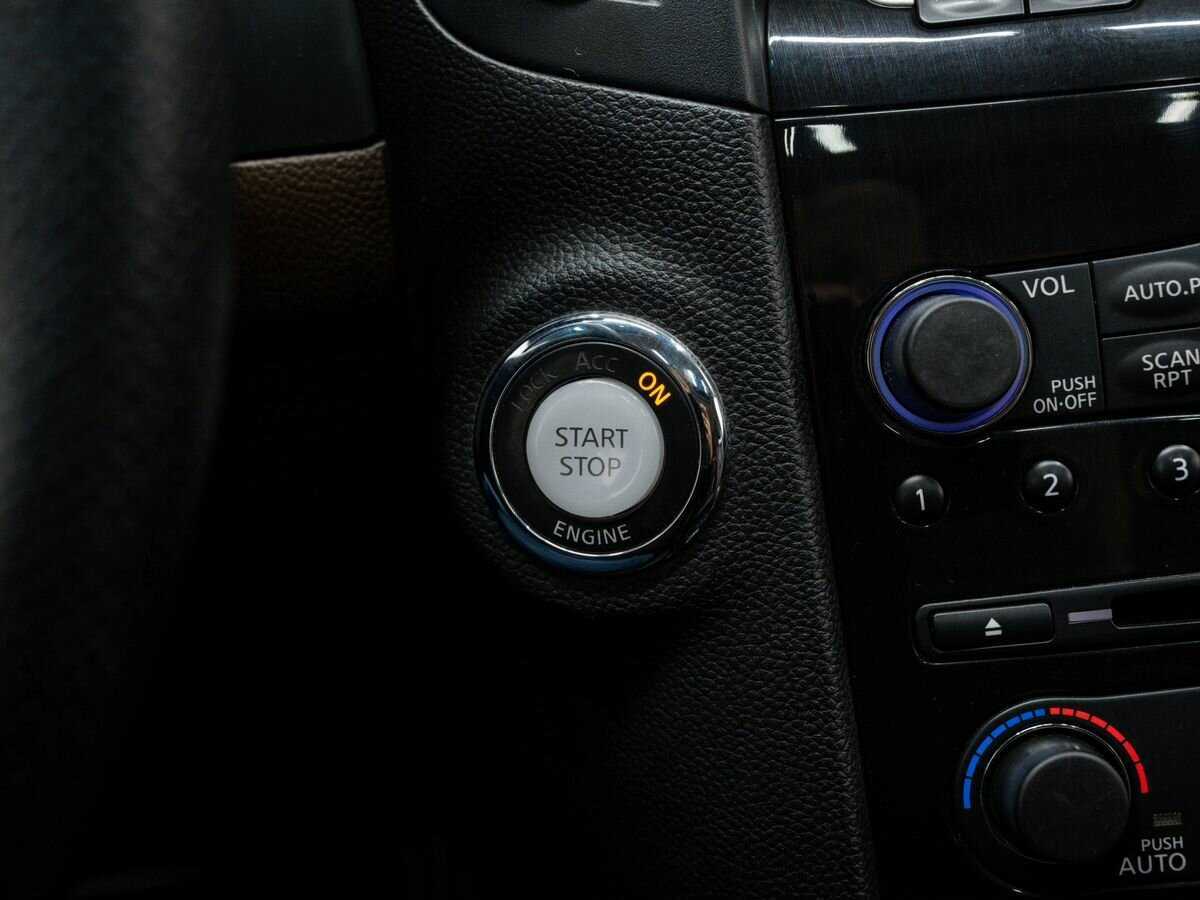 Infiniti FX с пробегом — 2009 год. Фото: #20