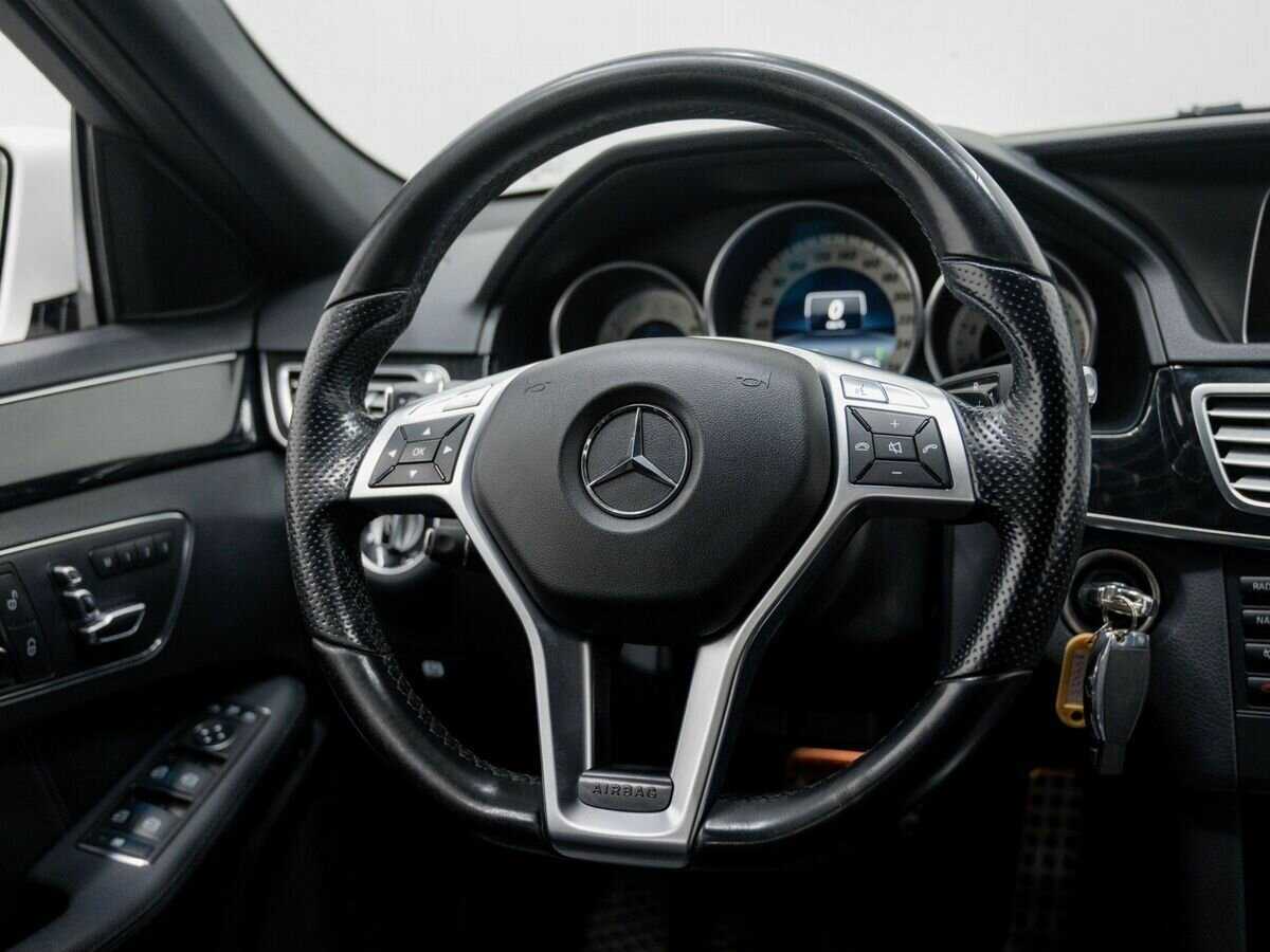 Mercedes-Benz E-Класс с пробегом — 2013 год. Фото: #10