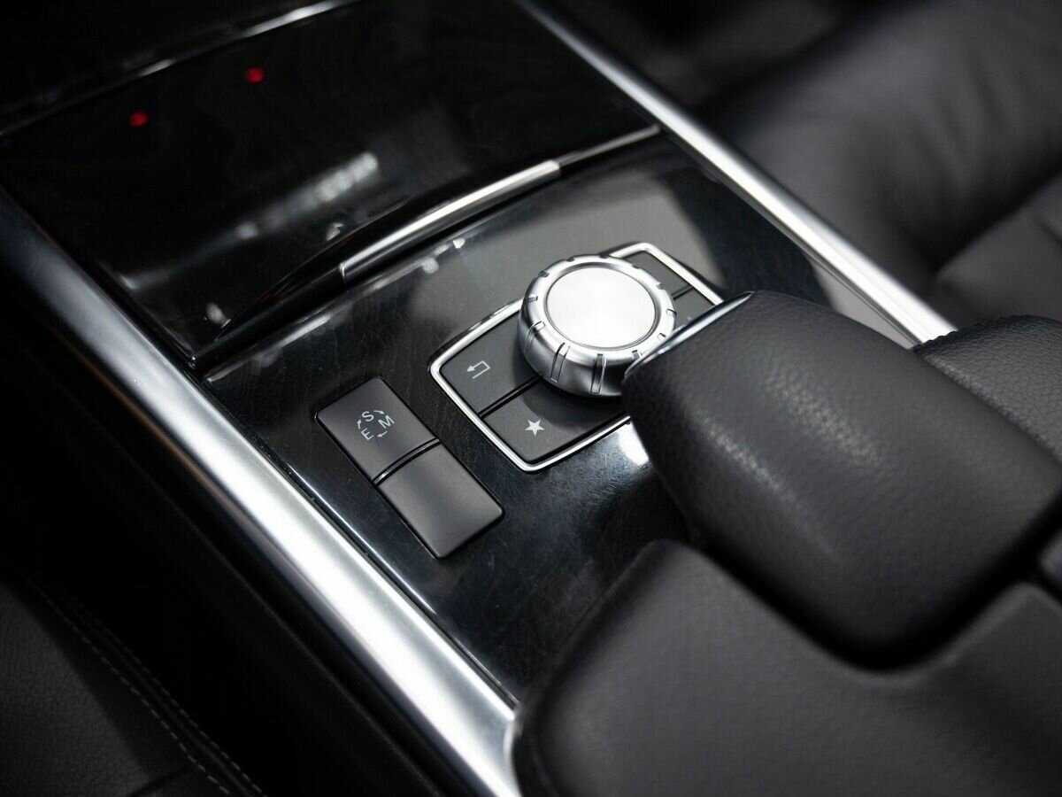 Mercedes-Benz E-Класс с пробегом — 2013 год. Фото: #16