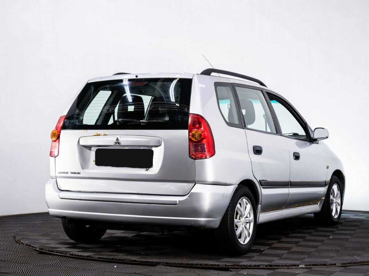 Mitsubishi Space Star с пробегом — 2002 год. Фото: #5