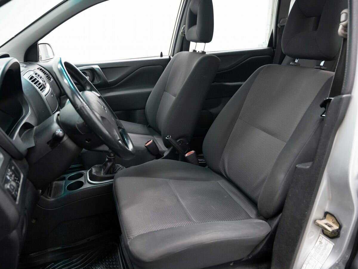 Mitsubishi Space Star с пробегом — 2002 год. Фото: #7