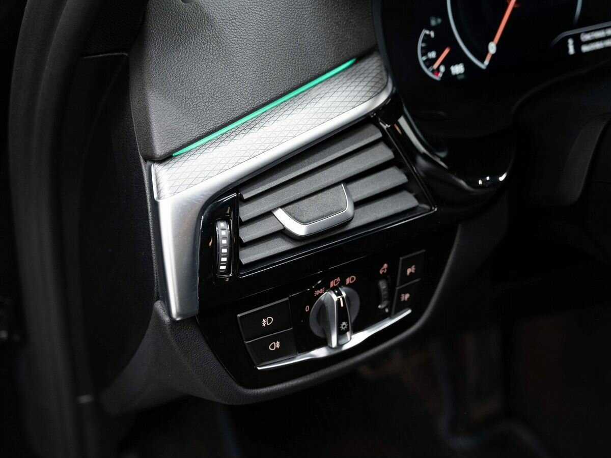 BMW 5 серии с пробегом — 2018 год. Фото: #25