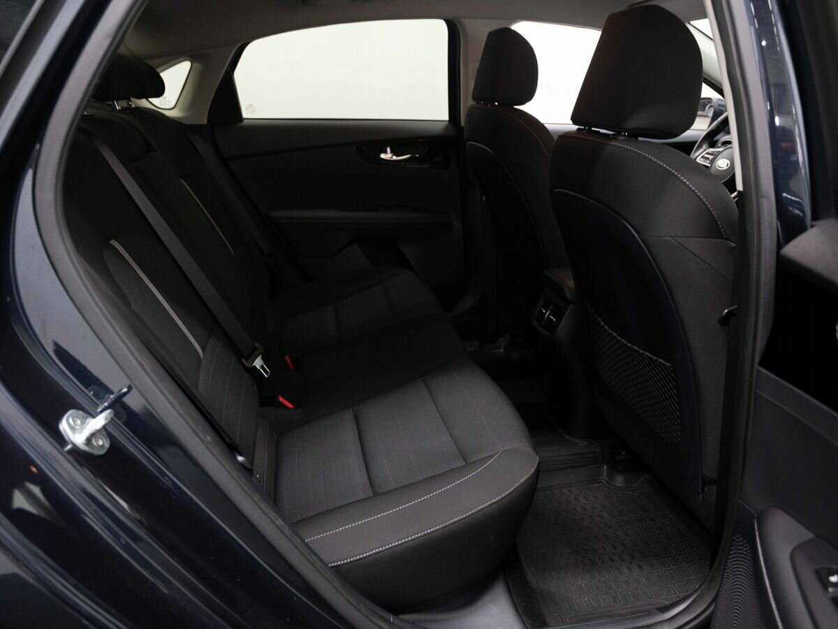 Kia Cerato с пробегом — 2019 год. Фото: #9