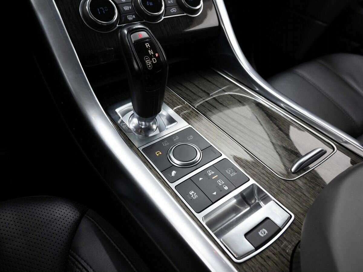 Land Rover Range Rover Sport с пробегом — 2014 год. Фото: #22