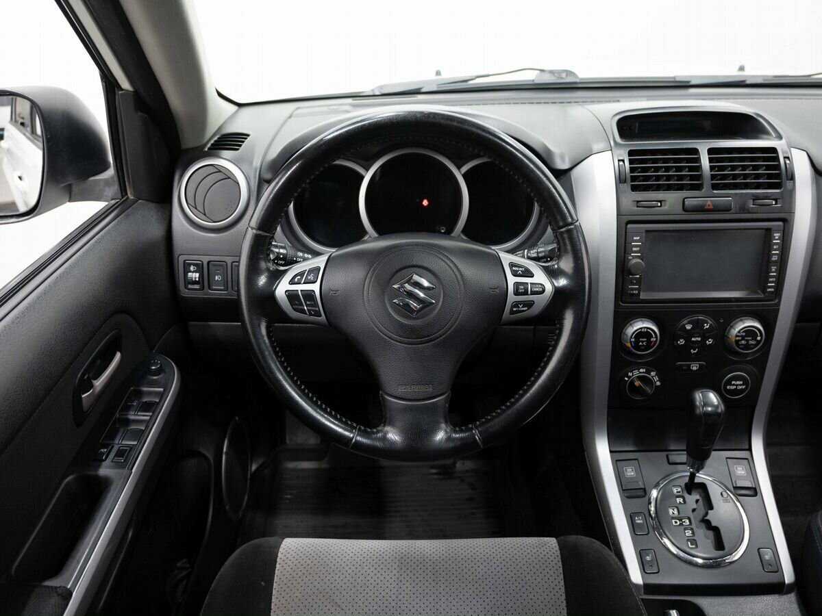 Suzuki Grand Vitara с пробегом — 2008 год. Фото: #13