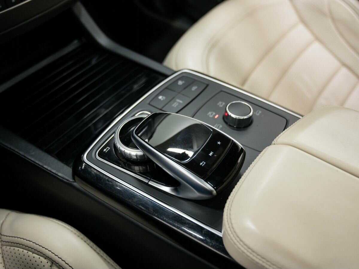 Mercedes-Benz GLE AMG с пробегом — 2016 год. Фото: #18