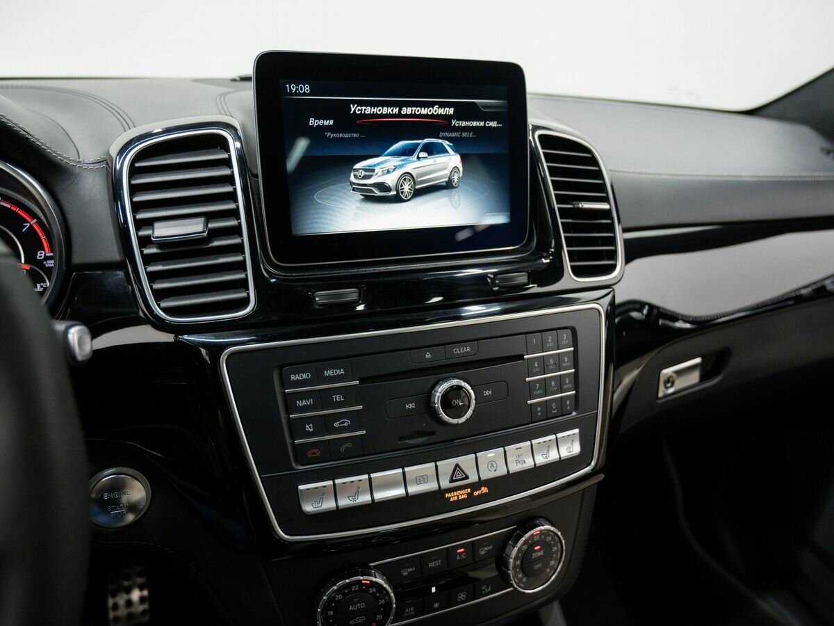 Mercedes-Benz GLE AMG с пробегом — 2016 год. Фото: #20