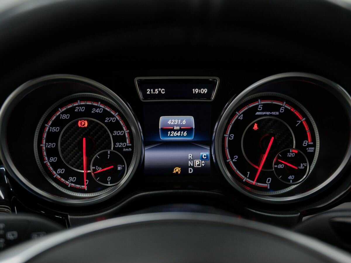 Mercedes-Benz GLE AMG с пробегом — 2016 год. Фото: #24