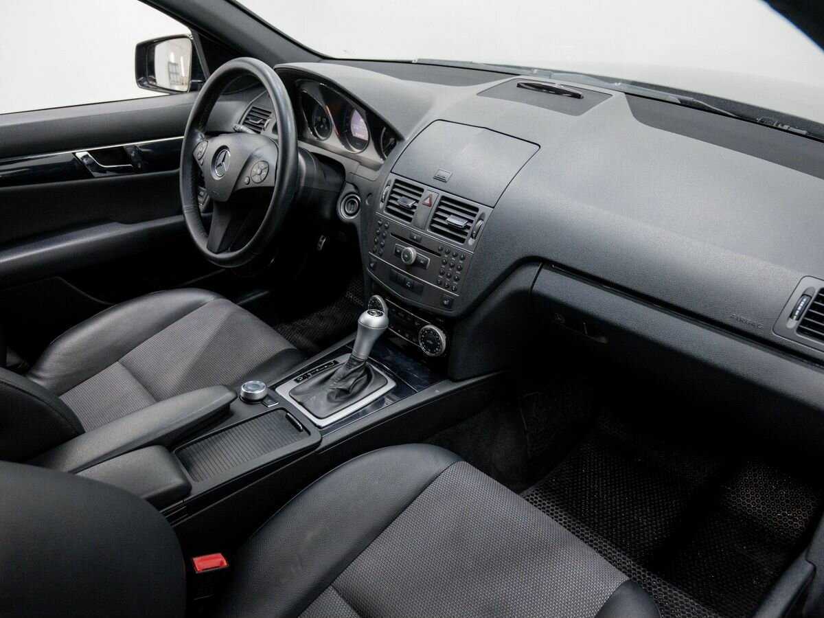 Mercedes-Benz C-Класс с пробегом — 2010 год. Фото: #6