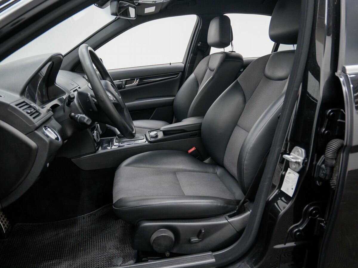 Mercedes-Benz C-Класс с пробегом — 2010 год. Фото: #13