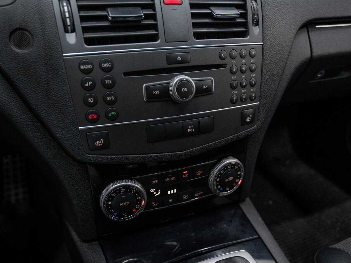 Mercedes-Benz C-Класс с пробегом — 2010 год. Фото: #18