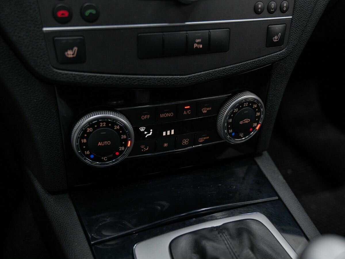 Mercedes-Benz C-Класс с пробегом — 2010 год. Фото: #19