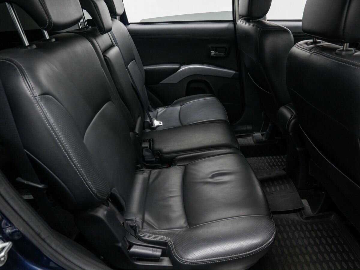 Mitsubishi Outlander с пробегом — 2011 год. Фото: #8