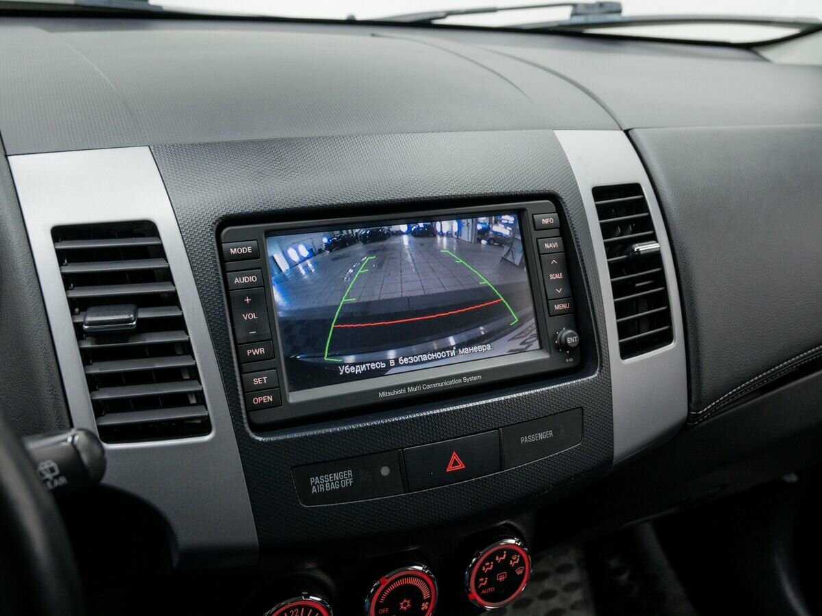 Mitsubishi Outlander с пробегом — 2011 год. Фото: #19