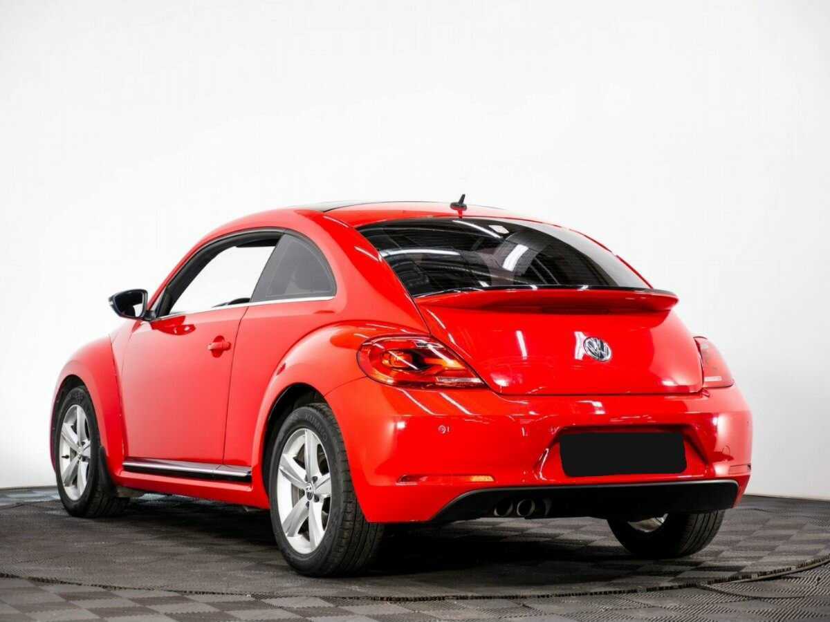 Volkswagen Beetle с пробегом — 2014 год. Фото: #5