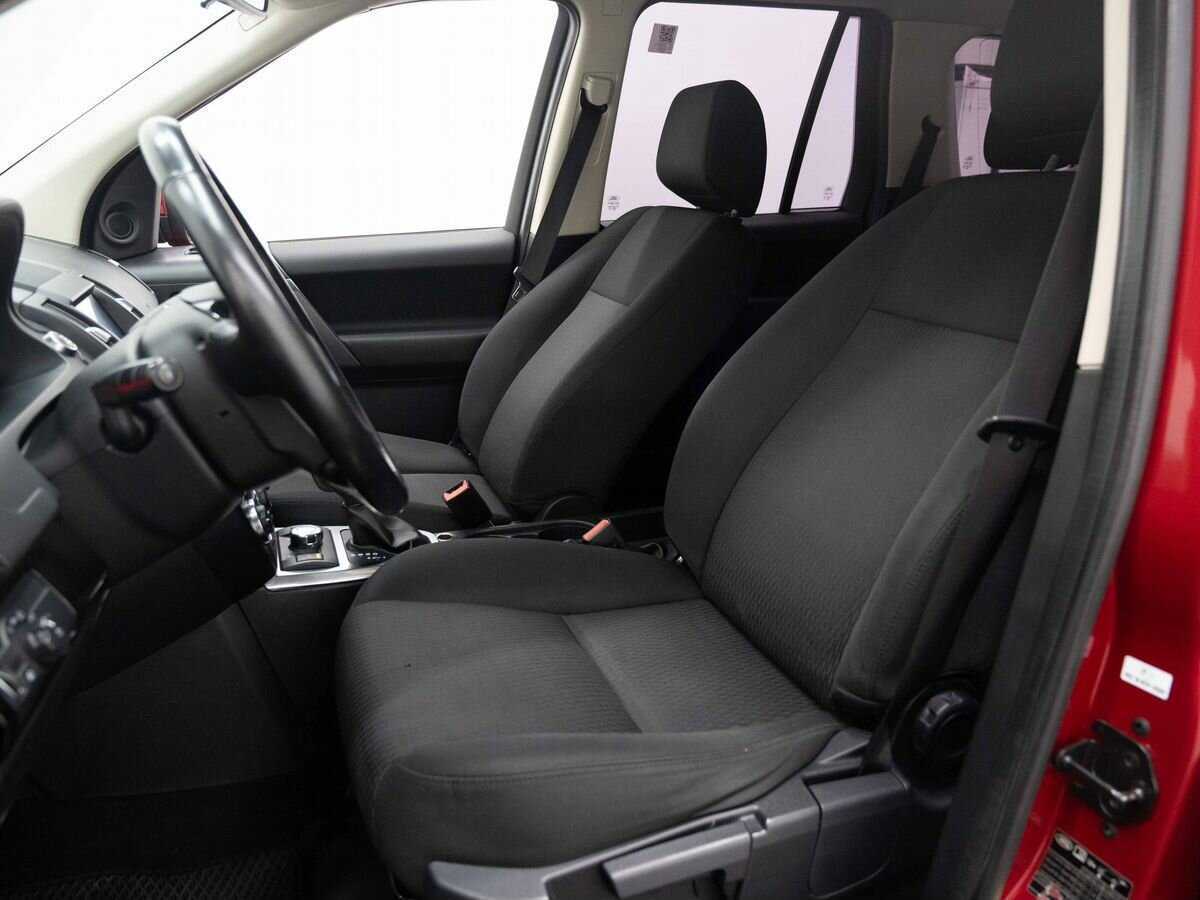 Land Rover Freelander с пробегом — 2012 год. Фото: #7