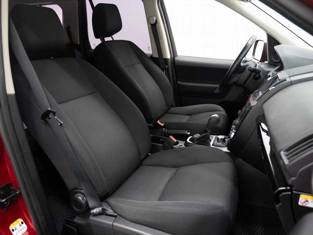 Land Rover Freelander с пробегом — 2012 год. Фото: #11