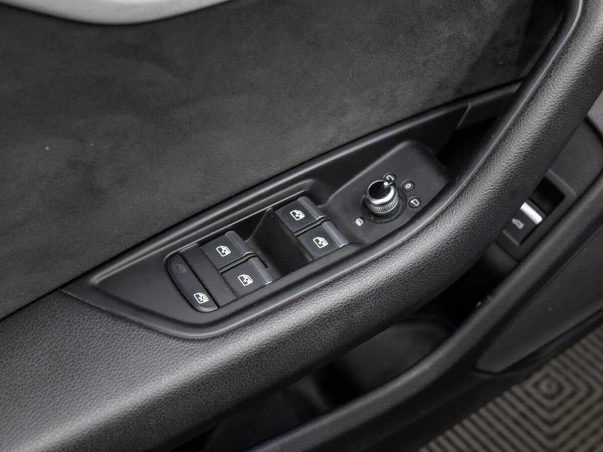 Audi A4 с пробегом — 2017 год. Фото: #14