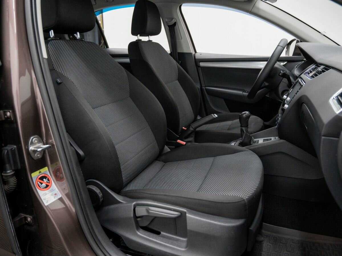 Skoda Octavia с пробегом — 2013 год. Фото: #7