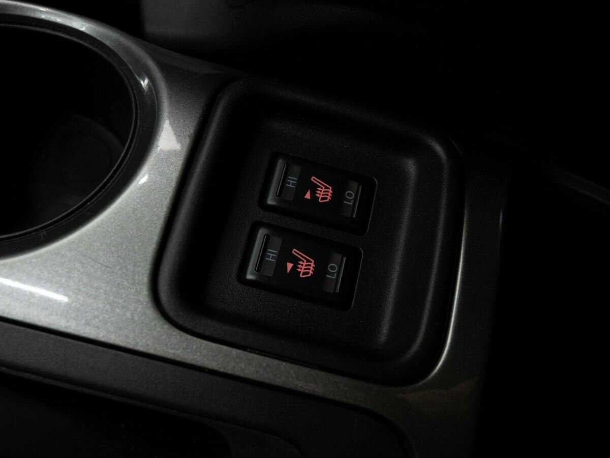 Nissan Juke с пробегом — 2014 год. Фото: #20