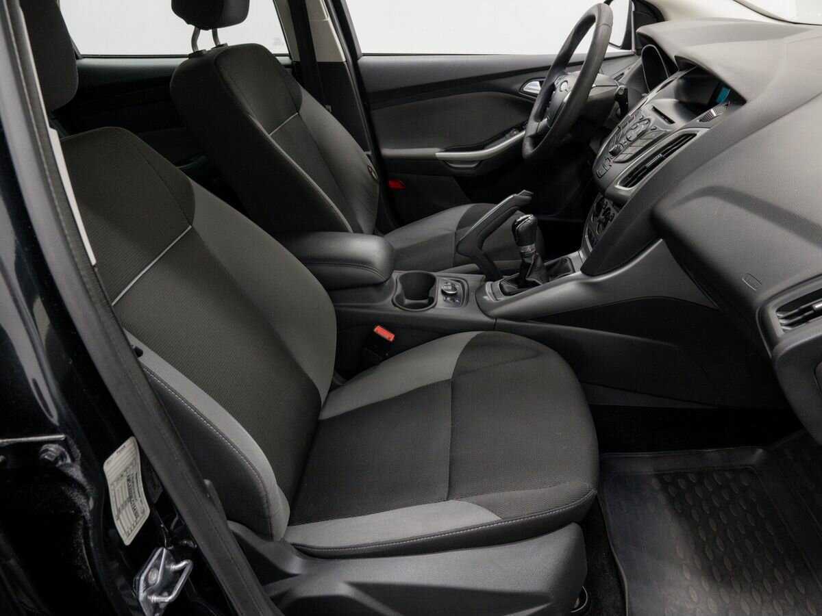 Ford Focus с пробегом — 2012 год. Фото: #7