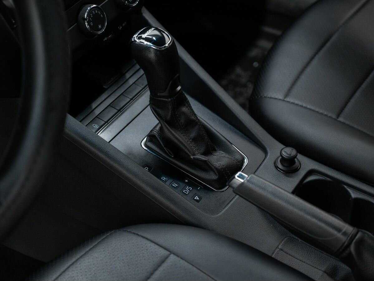 Skoda Octavia с пробегом — 2017 год. Фото: #16