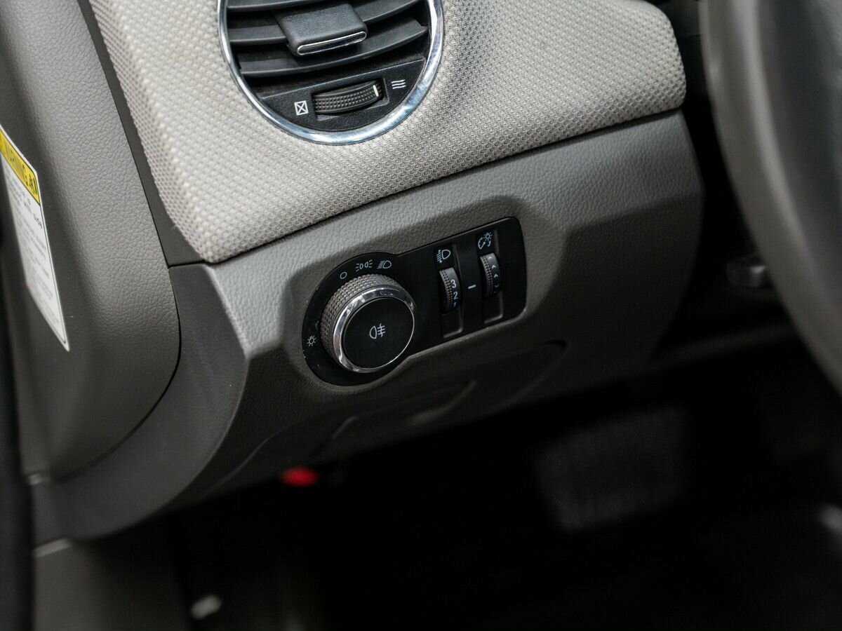 Chevrolet Cruze с пробегом — 2009 год. Фото: #15