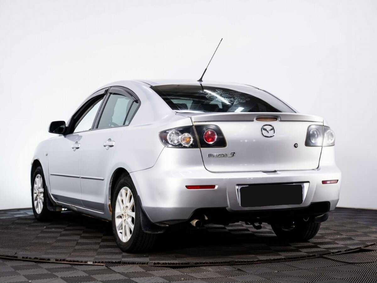 Mazda 3 с пробегом — 2008 год. Фото: #3