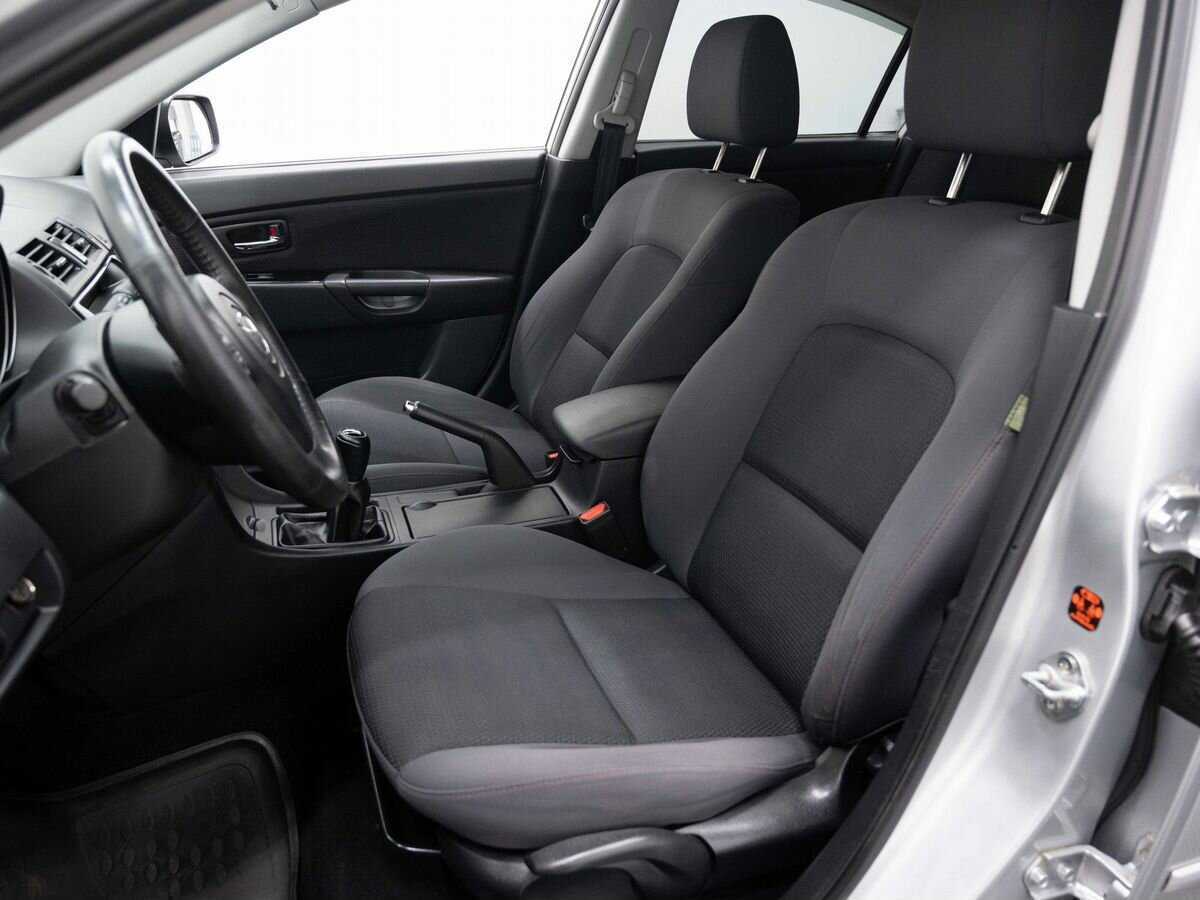 Mazda 3 с пробегом — 2008 год. Фото: #7