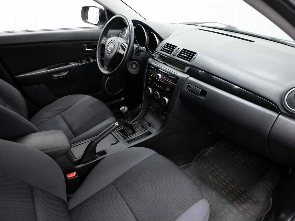 Mazda 3 с пробегом — 2008 год. Фото: #10